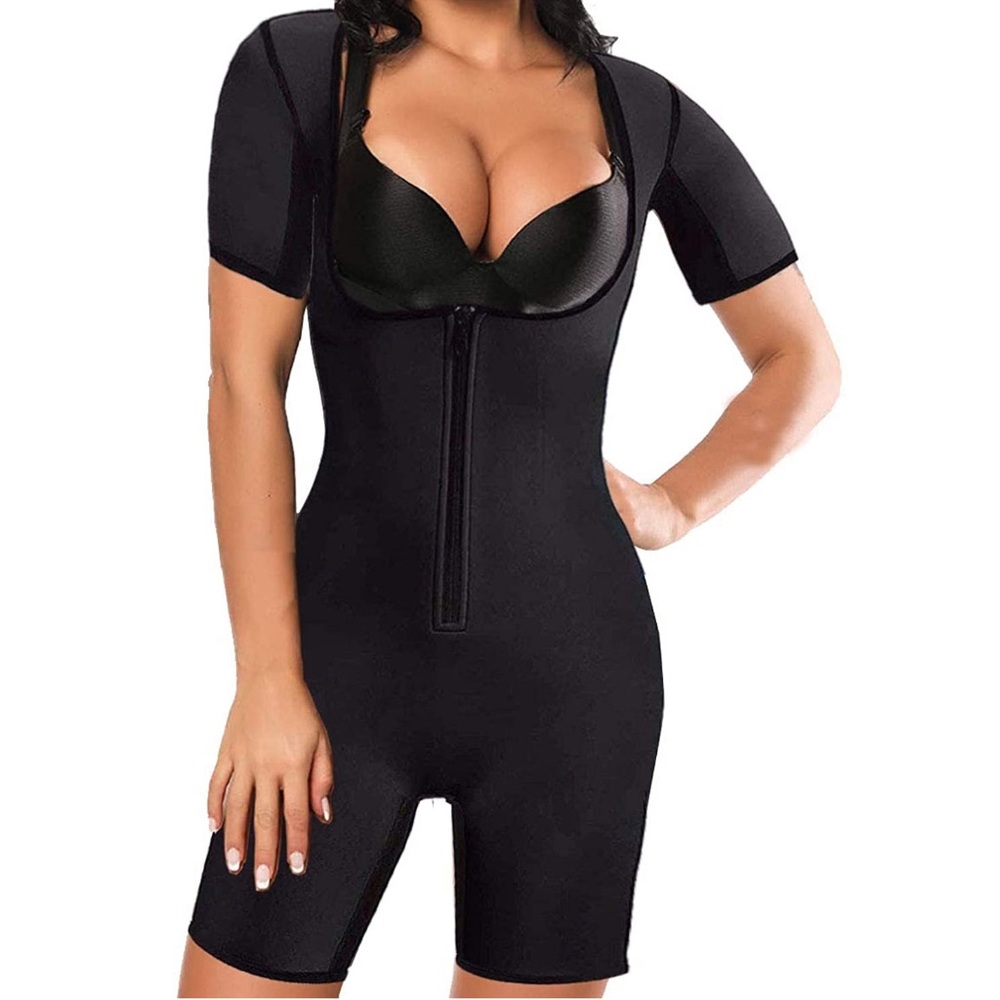 🌼SELLING IN BUNDLE ONLY 🌼Slimming Shaper Short and t-shirt